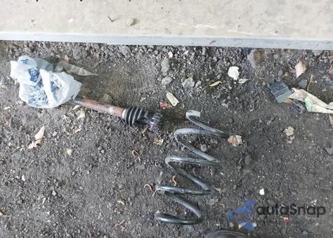 2017 Ford Escape Titanium из США, поврежденный, VIN 1FMCU9J93HUE30852